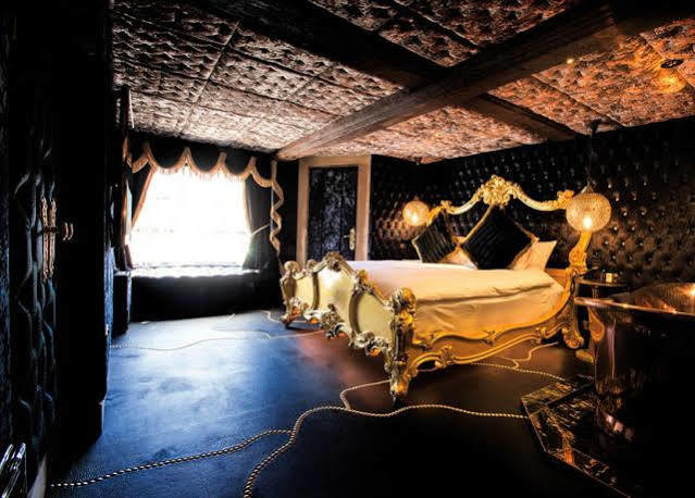 Crazy Bear Beaconsfield Hotel Kültér fotó The Gold Room